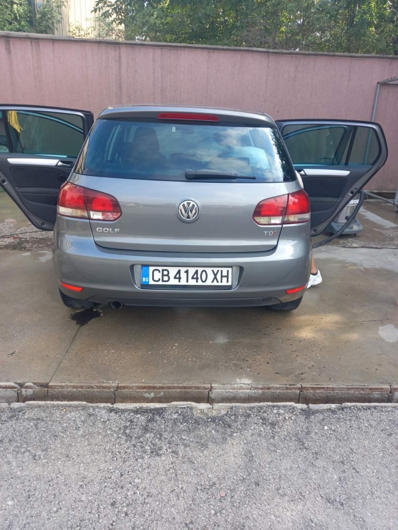 VW Golf, снимка 2 - Автомобили и джипове - 44699628