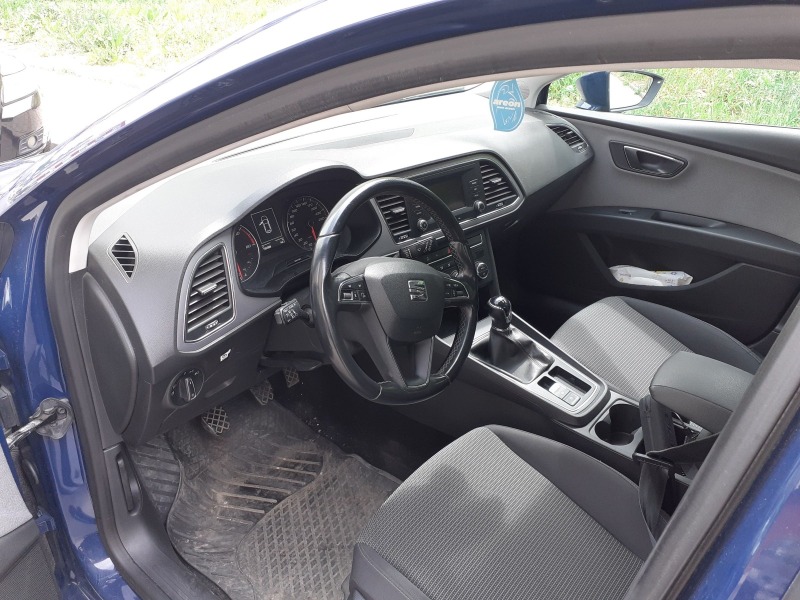 Seat Leon 1.6 TDI, снимка 5 - Автомобили и джипове - 45319683