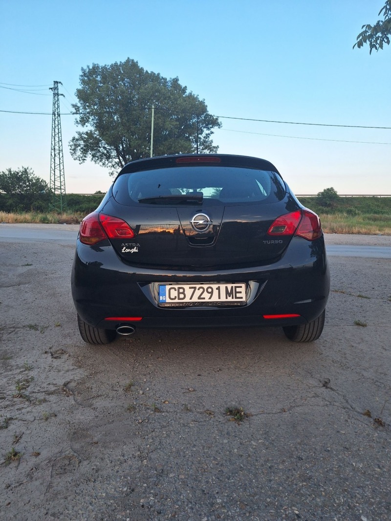 Opel Astra, снимка 4 - Автомобили и джипове - 46263578