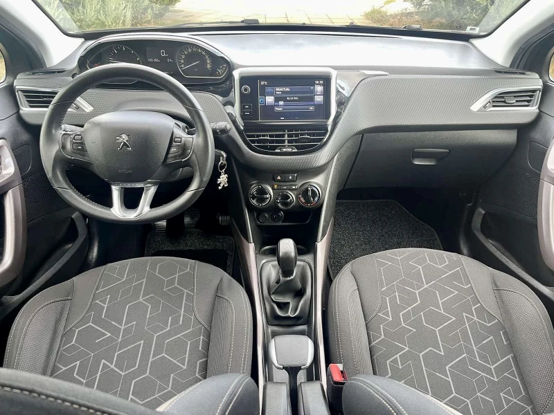 Peugeot 2008 1.6eHDI* Euro 6b* LED* , снимка 13 - Автомобили и джипове - 47500725