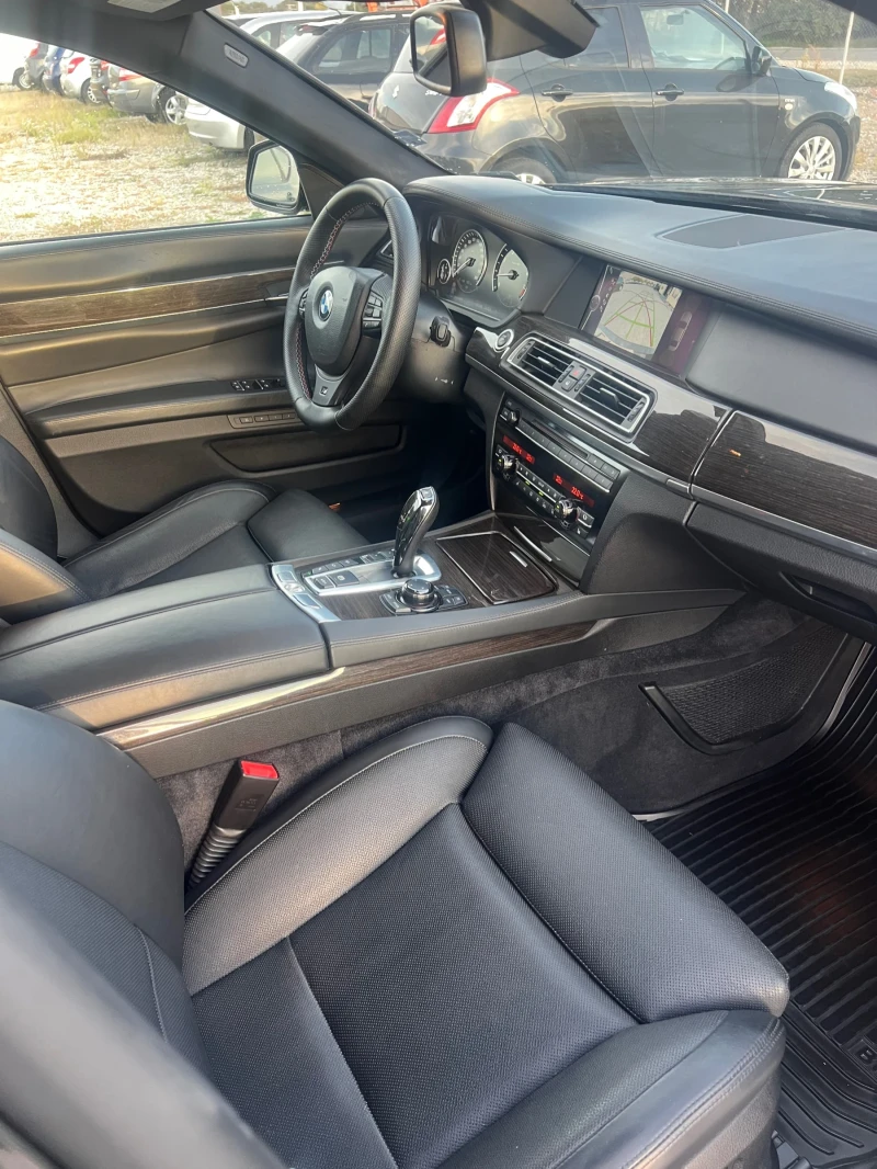 BMW 750 FULL* ЛИЗИНГ, снимка 14 - Автомобили и джипове - 47621839