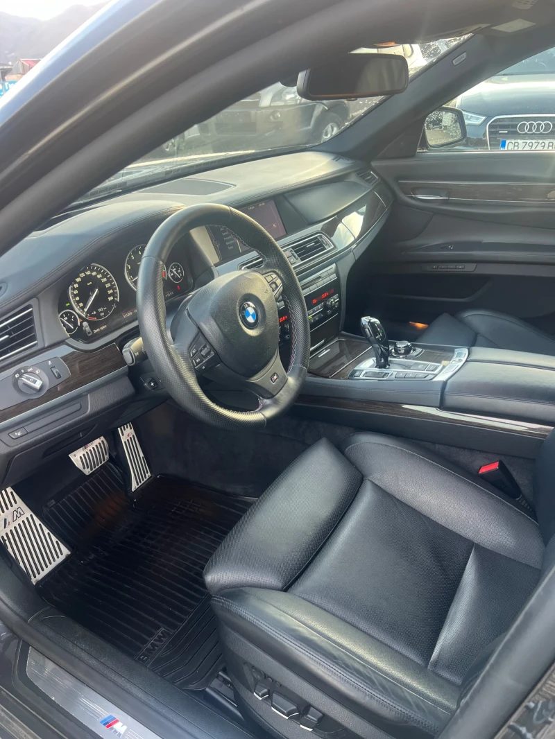 BMW 750 FULL* ЛИЗИНГ, снимка 11 - Автомобили и джипове - 47621839