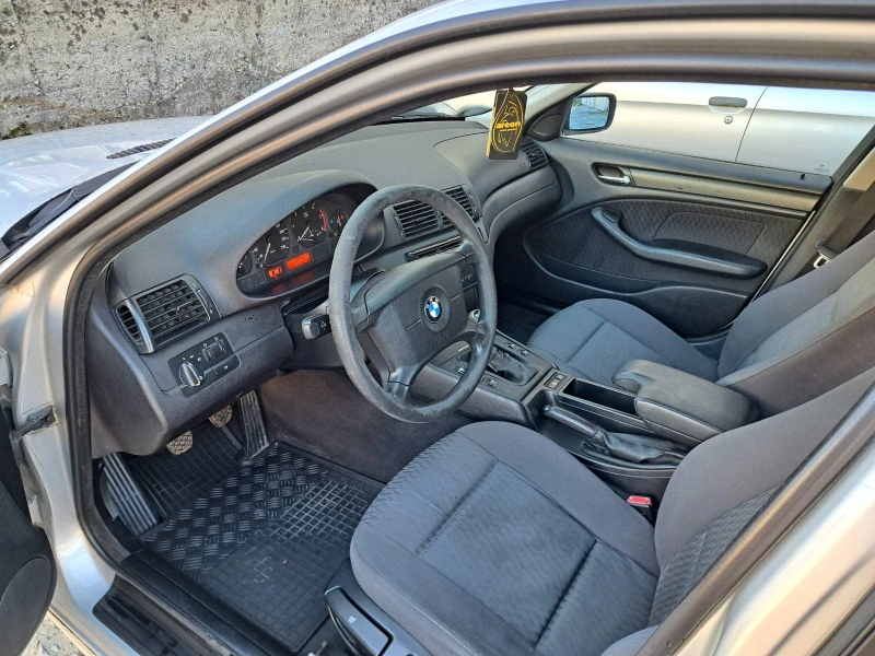 BMW 320 E46, снимка 9 - Автомобили и джипове - 47917827