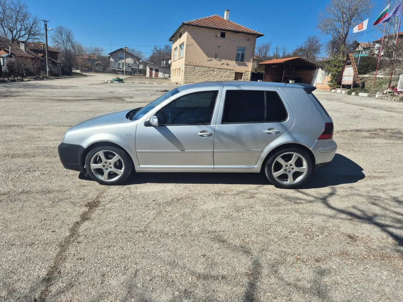 VW Golf, снимка 7 - Автомобили и джипове - 49509235