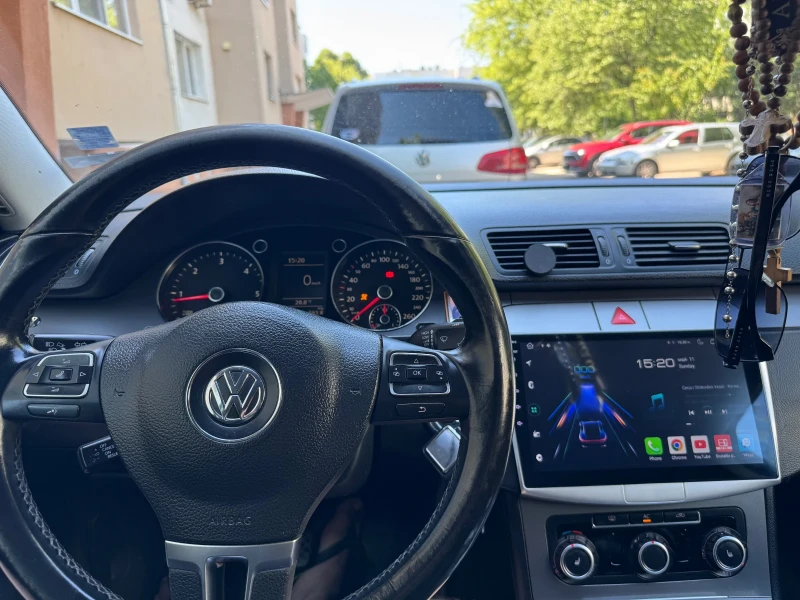 VW Passat 1.6 TDI CommonRail, снимка 15 - Автомобили и джипове - 52433680