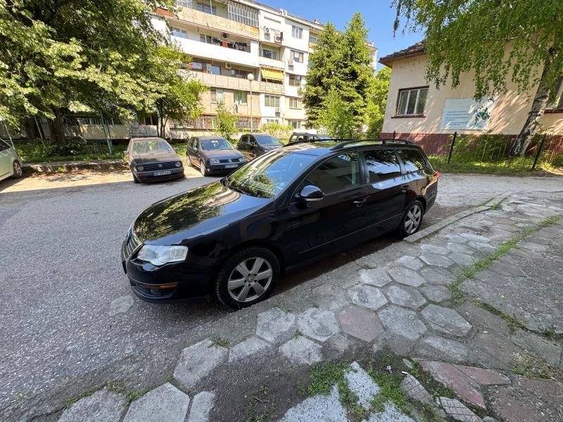 VW Passat 1.6 TDI CommonRail, снимка 8 - Автомобили и джипове - 52433680