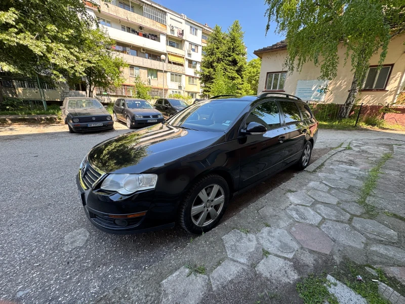 VW Passat 1.6 TDI CommonRail, снимка 7 - Автомобили и джипове - 52433680