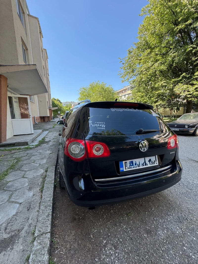 VW Passat 1.6 TDI CommonRail, снимка 9 - Автомобили и джипове - 52433680