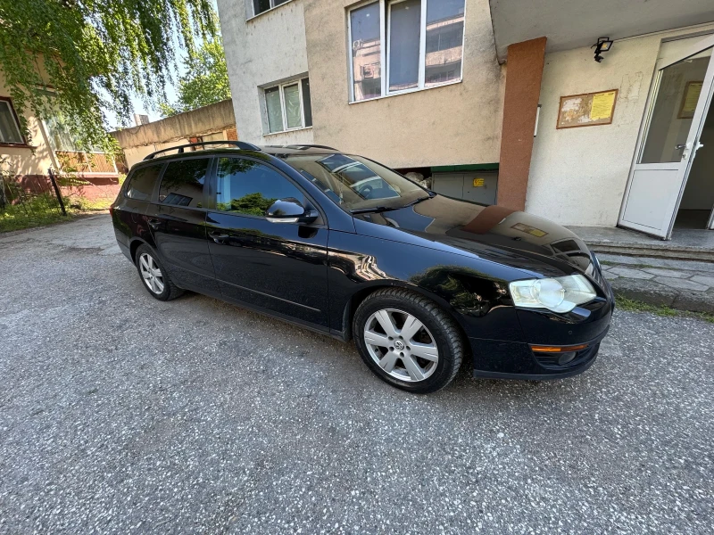 VW Passat 1.6 TDI CommonRail, снимка 4 - Автомобили и джипове - 52433680