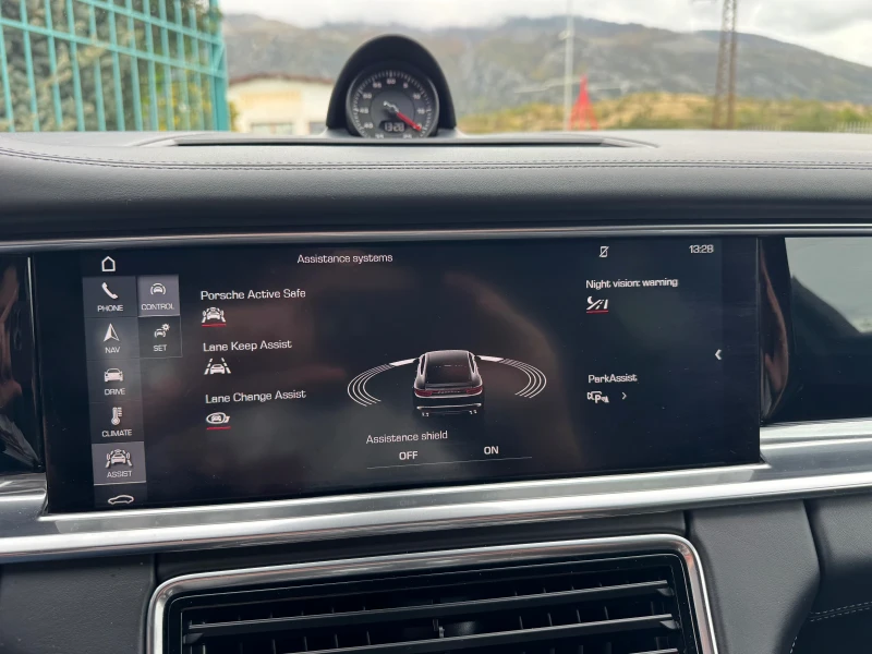 Porsche Panamera 4SV8 Diesel* TURBO S пакет* LEDMatrix* SportChrono, снимка 8 - Автомобили и джипове - 52087499