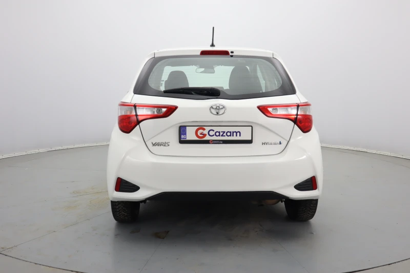 Toyota Yaris 1.5 HYBDRID, снимка 5 - Автомобили и джипове - 52451786