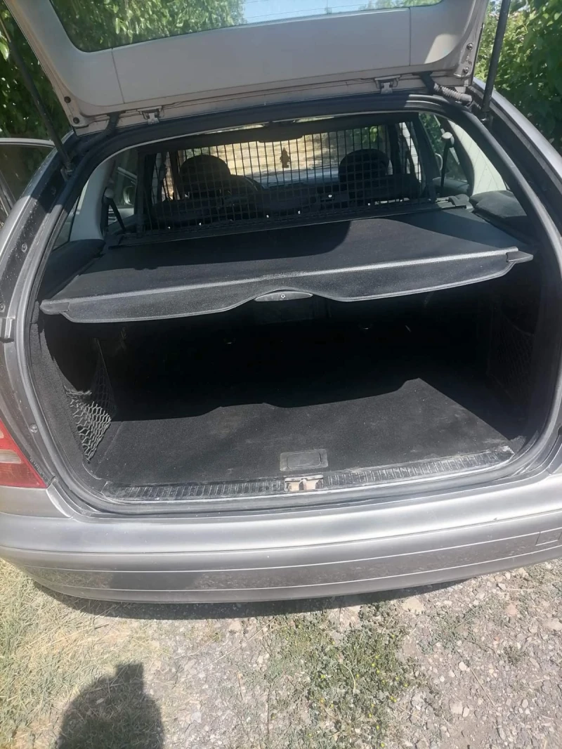 Mercedes-Benz 220, снимка 4 - Автомобили и джипове - 52880538