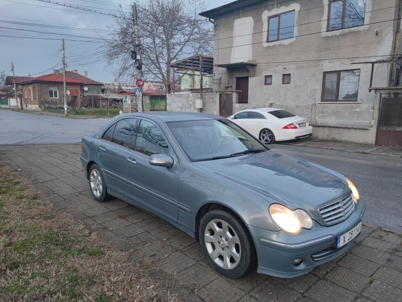 Mercedes-Benz C 200 2200сди, снимка 3 - Автомобили и джипове - 53024443