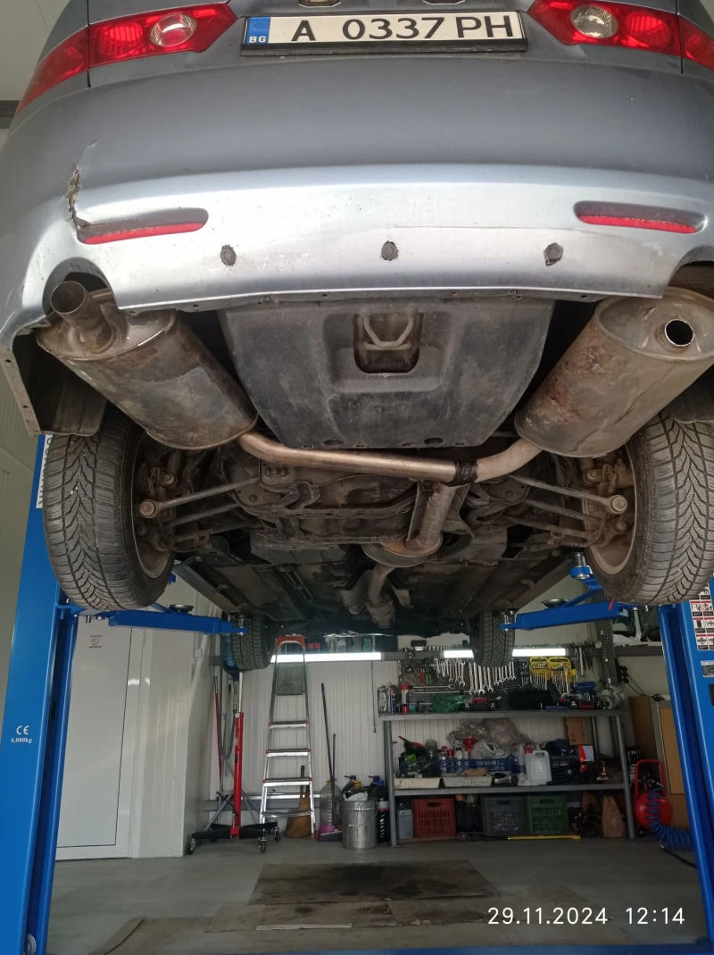 Honda Accord Лек, снимка 2 - Автомобили и джипове - 53056816