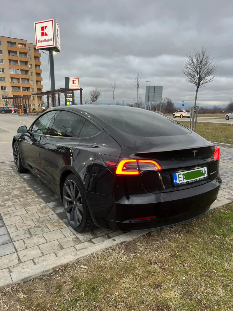 Tesla Model 3, снимка 4 - Автомобили и джипове - 53421200