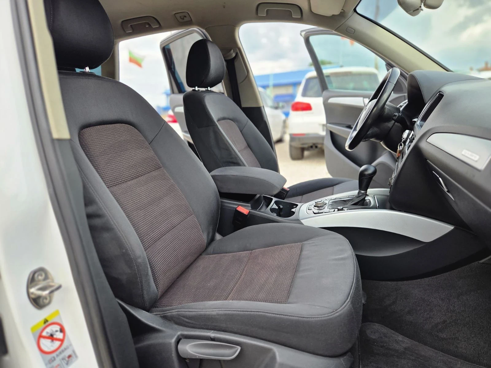 Audi Q5, снимка 10 - Автомобили и джипове - 49467584