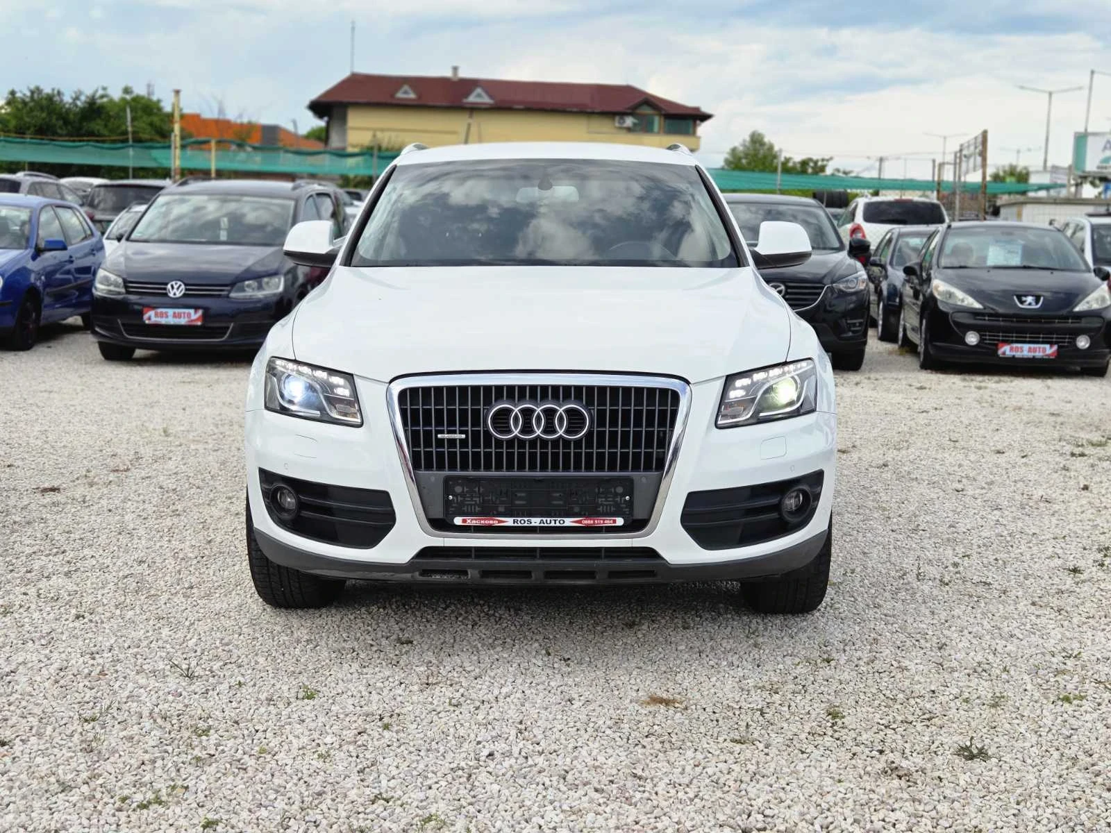 Audi Q5, снимка 2 - Автомобили и джипове - 49467584