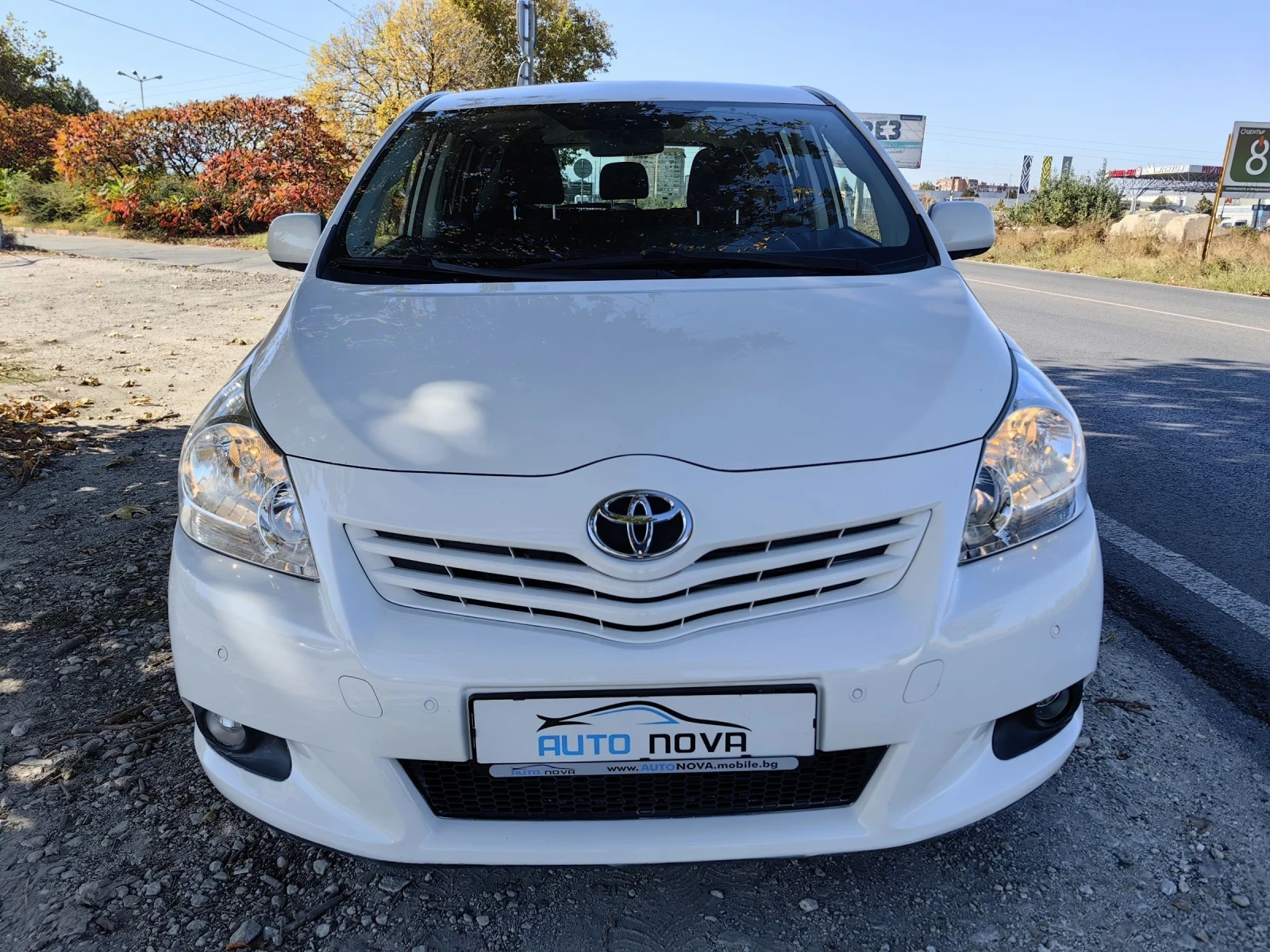 Toyota Verso 2.0 ДИЗЕЛ D4D 126 К.С. !7МЕСТА! КАТО НОВА!!! - изображение 2