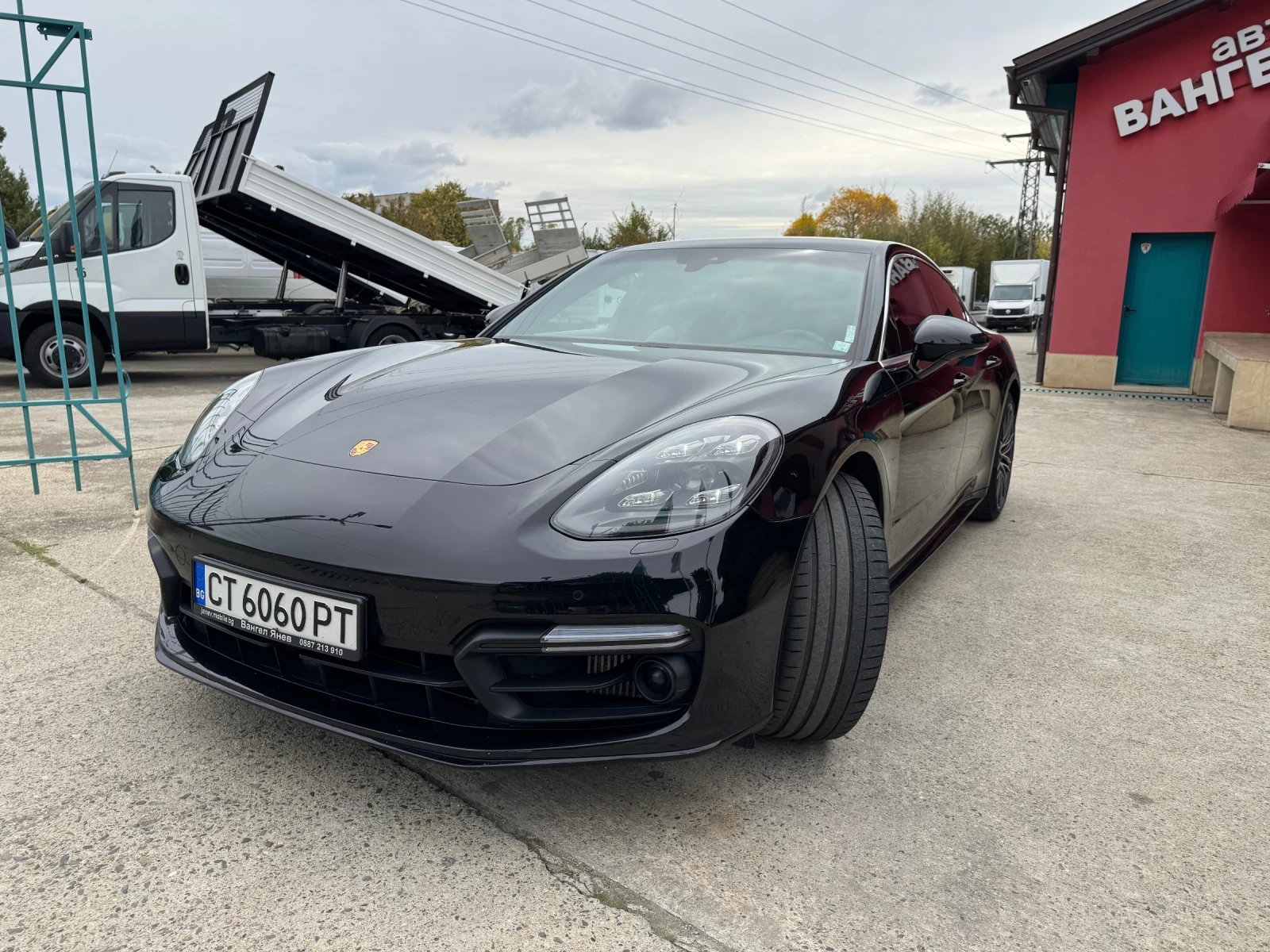 Porsche Panamera 4S* TURBO Optic* Night Vision* Sport Chrono - изображение 4