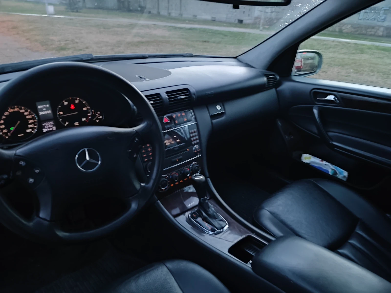 Mercedes-Benz C 200 2200сди - изображение 8