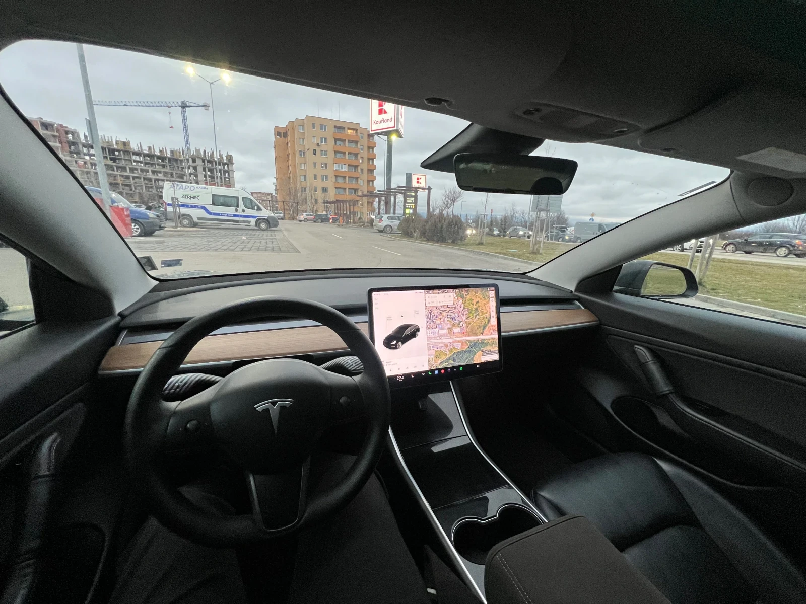 Tesla Model 3 Long Range FSD, снимка 8 - Автомобили и джипове - 53421200