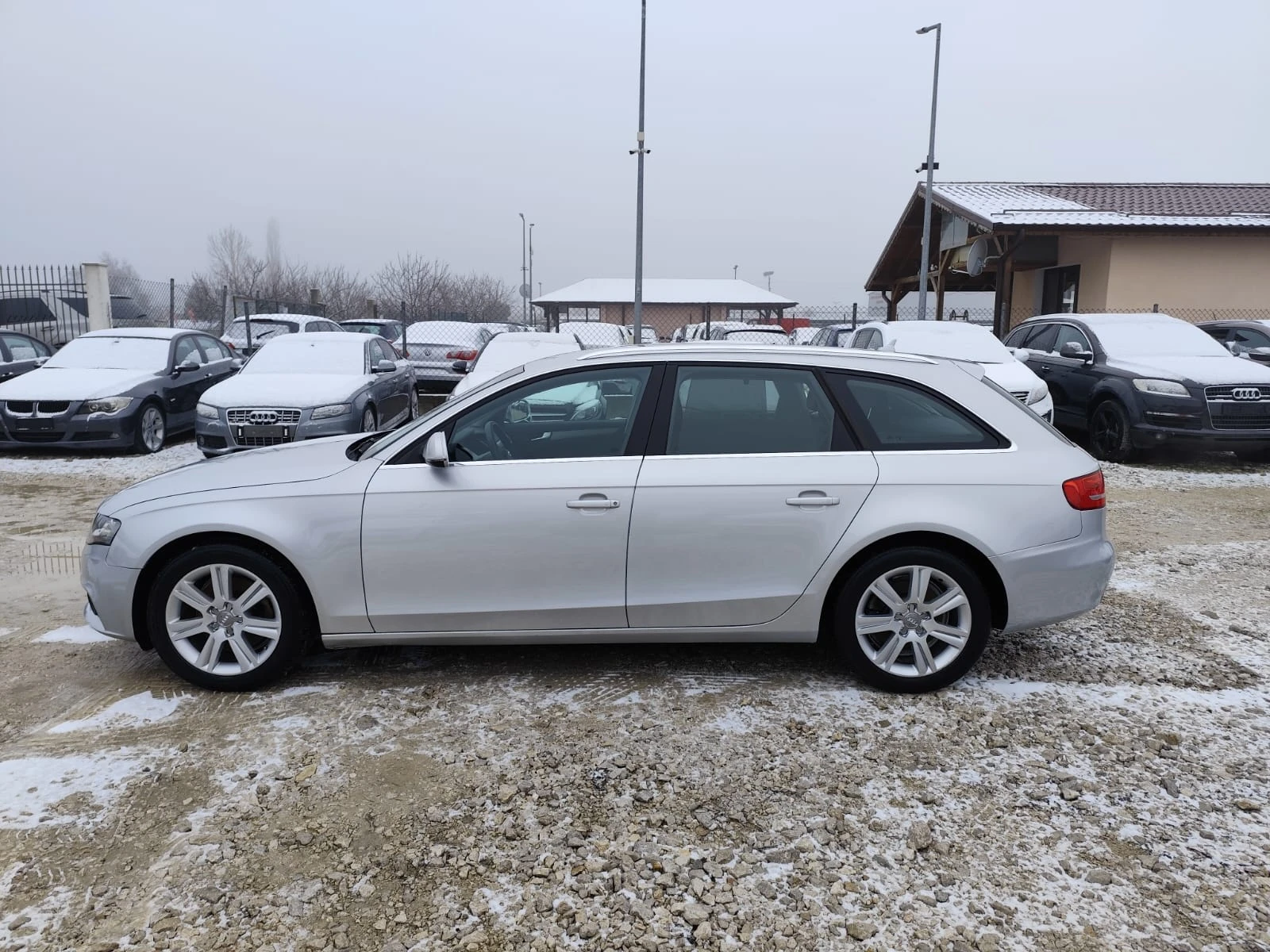 Audi A4 2.0 дизел Италия Quattro - изображение 9