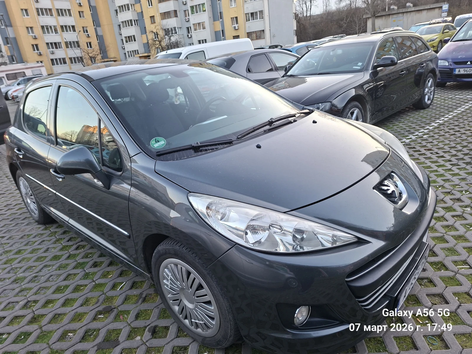 Peugeot 207 1.6 HDI, снимка 2 - Автомобили и джипове - 53754177