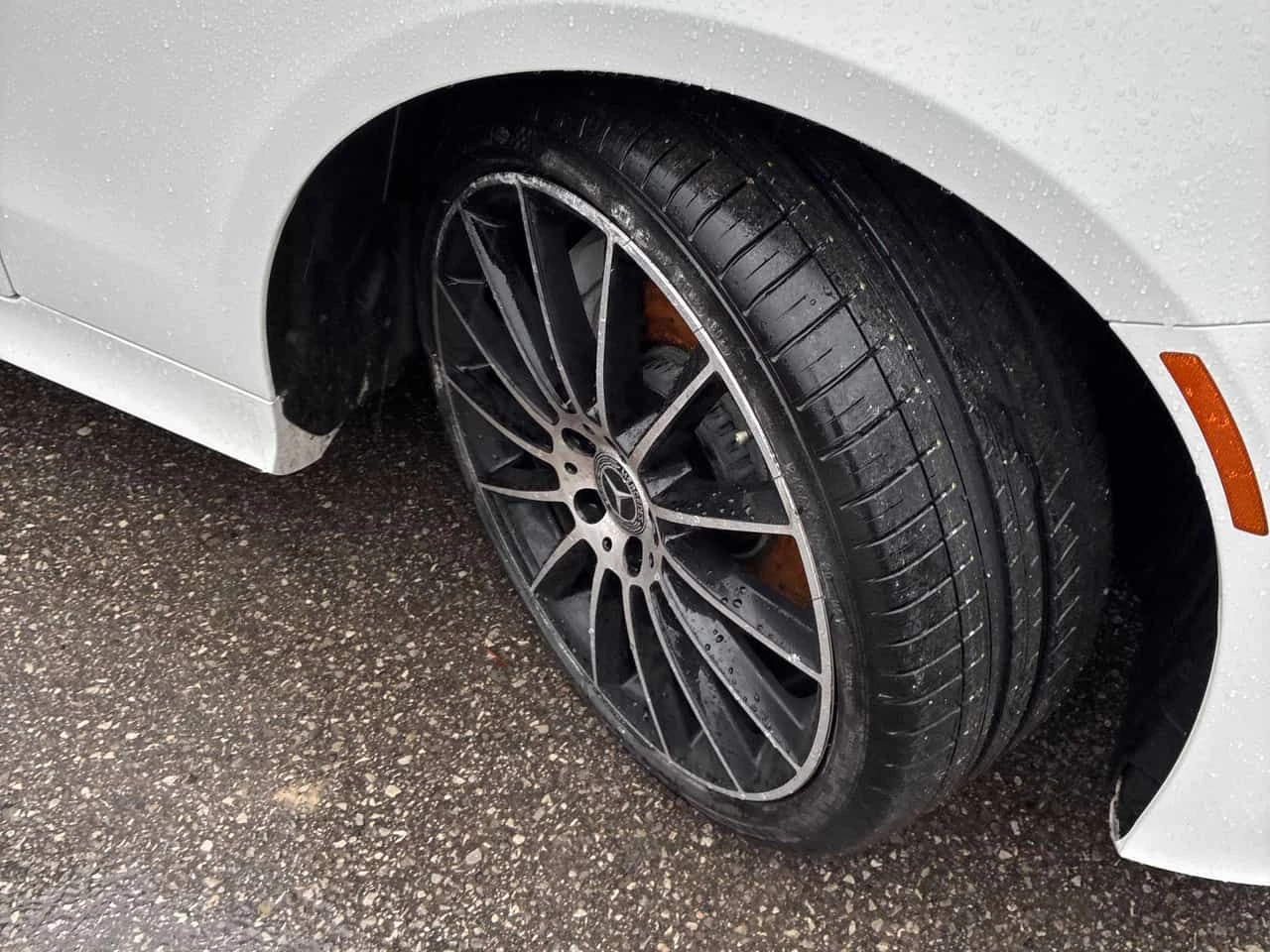 Mercedes-Benz E 450 * DISTRONIC* BURMESTER* АМБИЕНТНО* ОБДУХВАНЕ* 360*, снимка 7 - Автомобили и джипове - 53841944