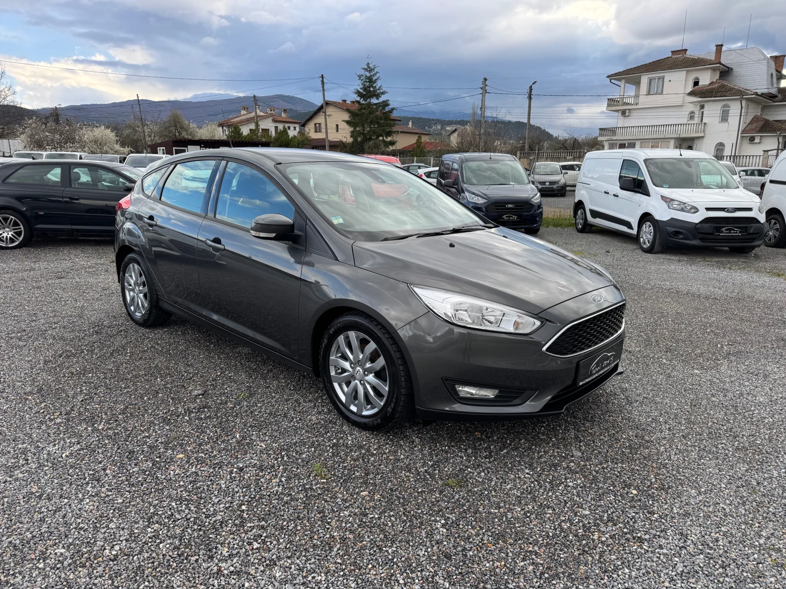 Ford Focus 1.0Ecoboost NAVIGATION 6 speed!!EURO 6!!!, снимка 9 - Автомобили и джипове - 54092363
