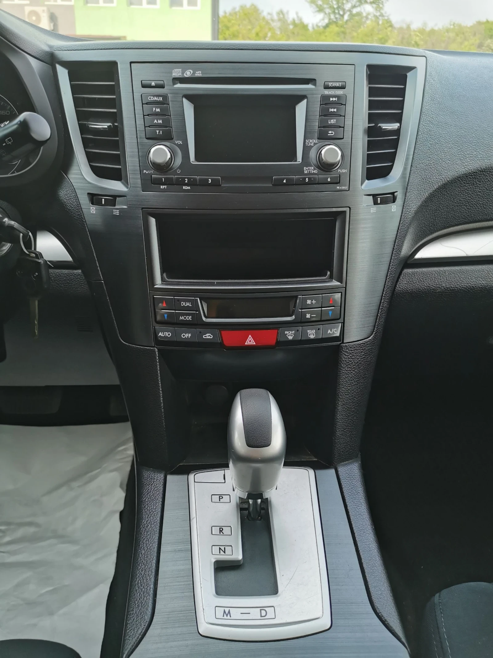 Subaru Legacy 2.0i 150ps FACELIFT , снимка 12 - Автомобили и джипове - 54610311