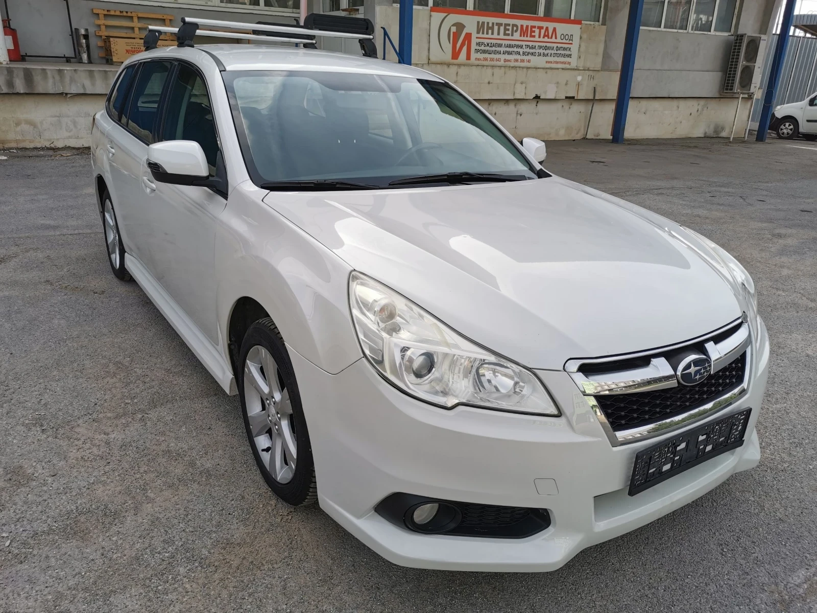 Subaru Legacy 2.0i 150ps FACELIFT , снимка 3 - Автомобили и джипове - 54610311