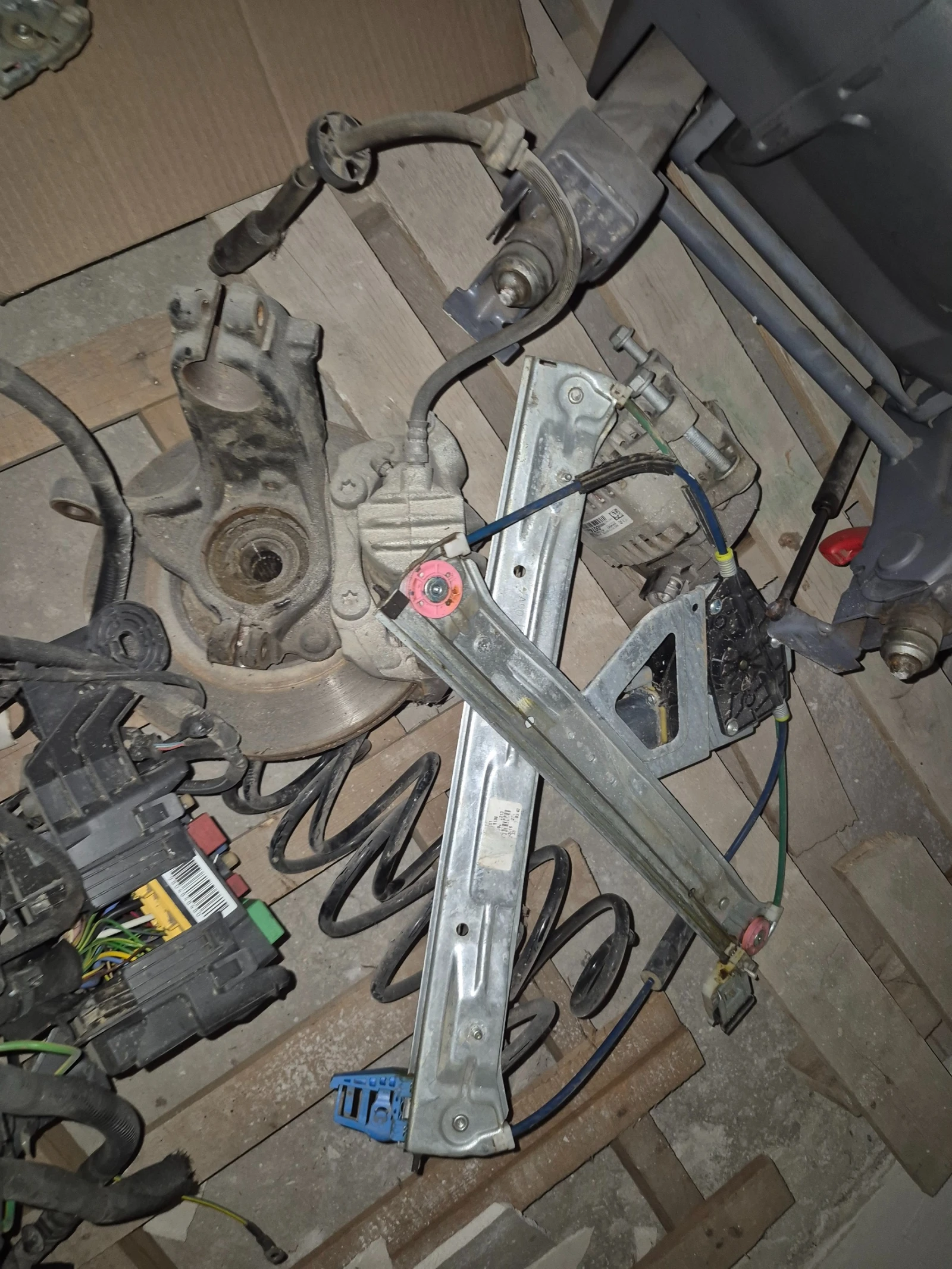 Peugeot 208, снимка 13 - Автомобили и джипове - 55006016