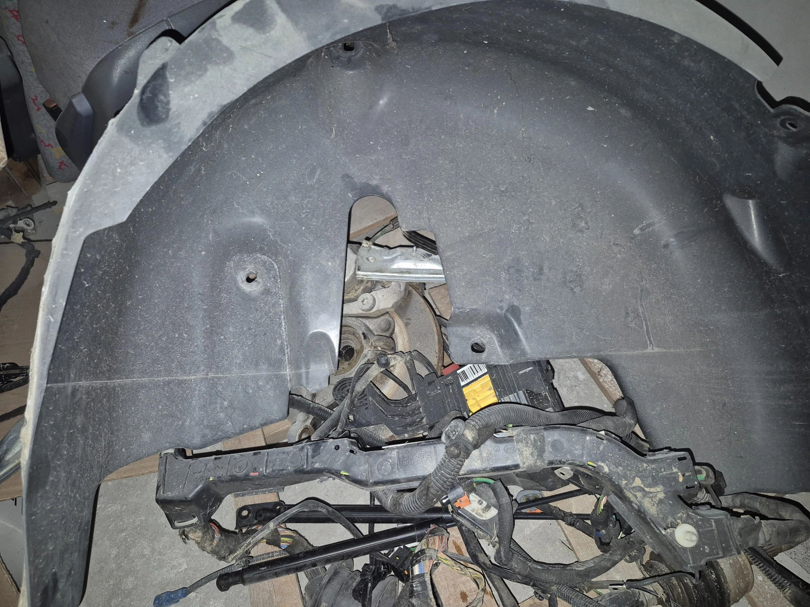Peugeot 208, снимка 9 - Автомобили и джипове - 55006016