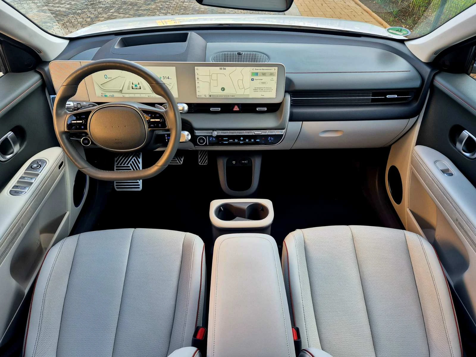Hyundai Ioniq 5 * UNIQ* 72.6KW ГАРАНЦИОНЕН* SOH 100%* , снимка 9 - Автомобили и джипове - 55193885