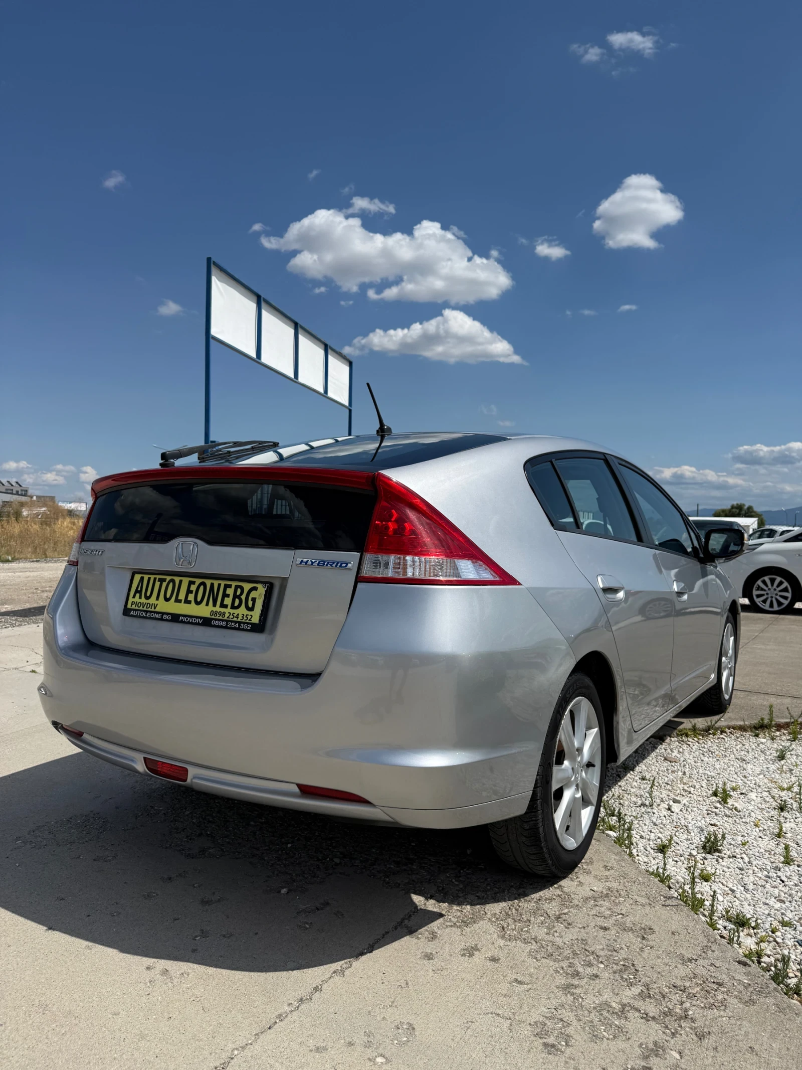 Honda Insight 1.3 HYBRID, снимка 6 - Автомобили и джипове - 55395939