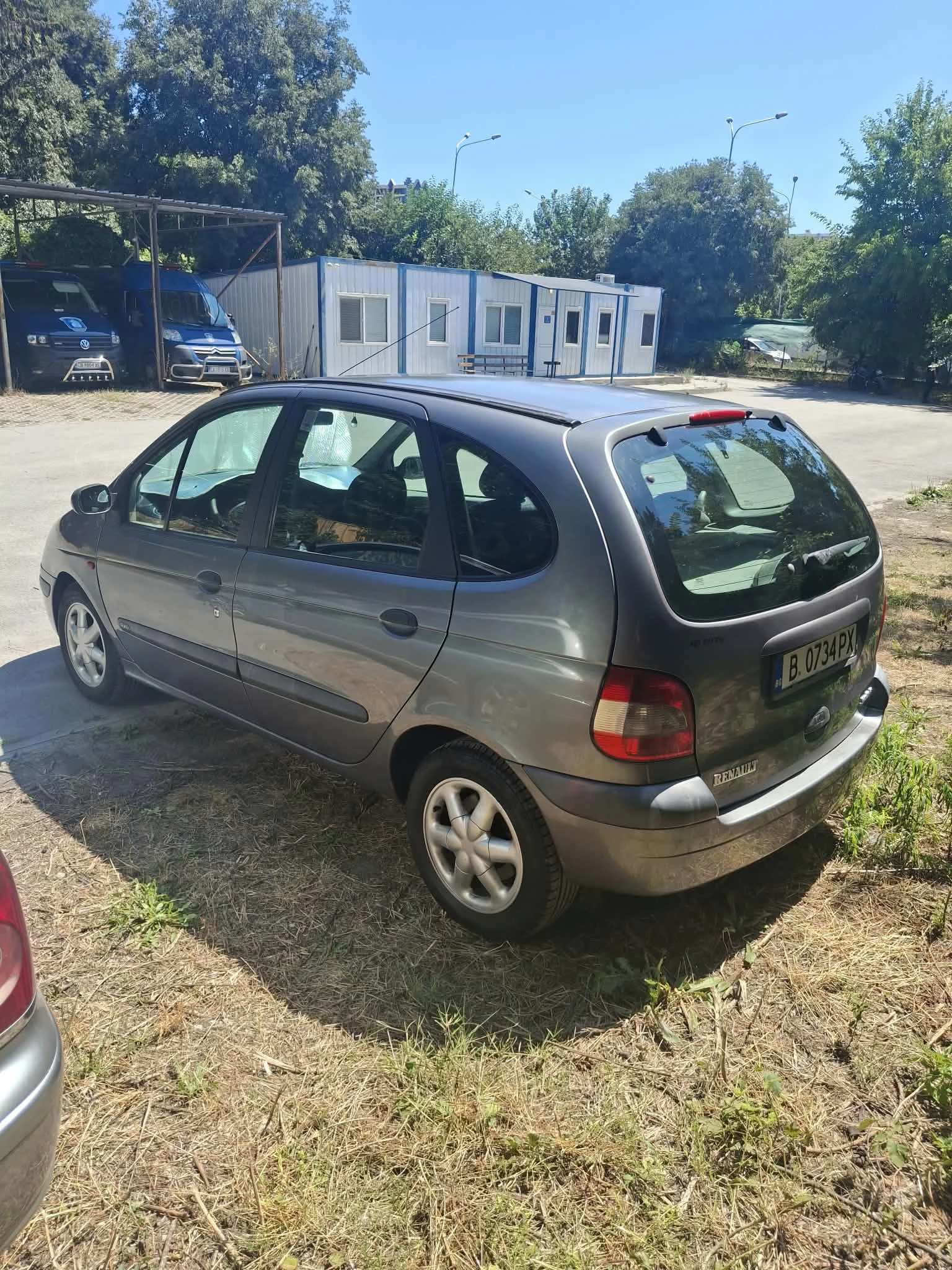 Renault Scenic 1.6 16V, снимка 2 - Автомобили и джипове - 55478552