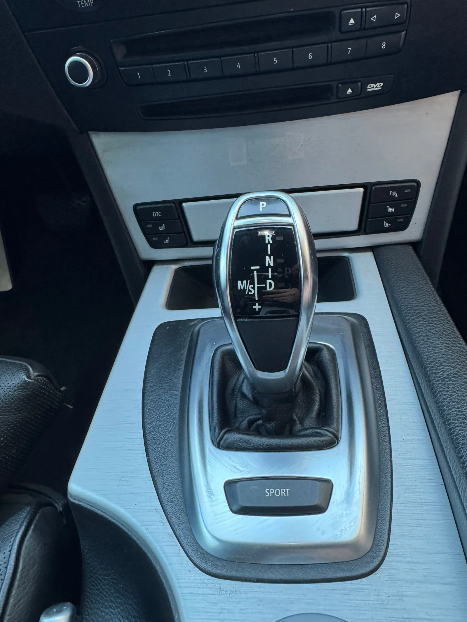 BMW 535 M PACK/SAT/HEAD UP/DISTRONIC, снимка 12 - Автомобили и джипове - 55648149