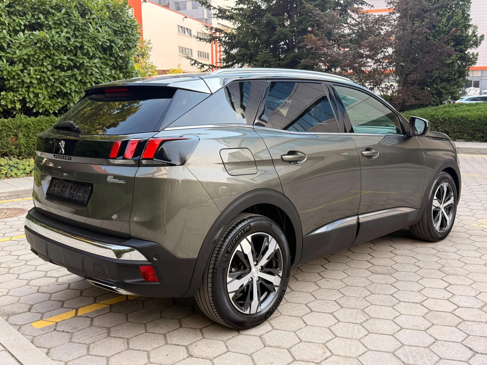 Peugeot 3008 1.6HDI* GT-LINE* КАТО НОВА* , снимка 4 - Автомобили и джипове - 55727648