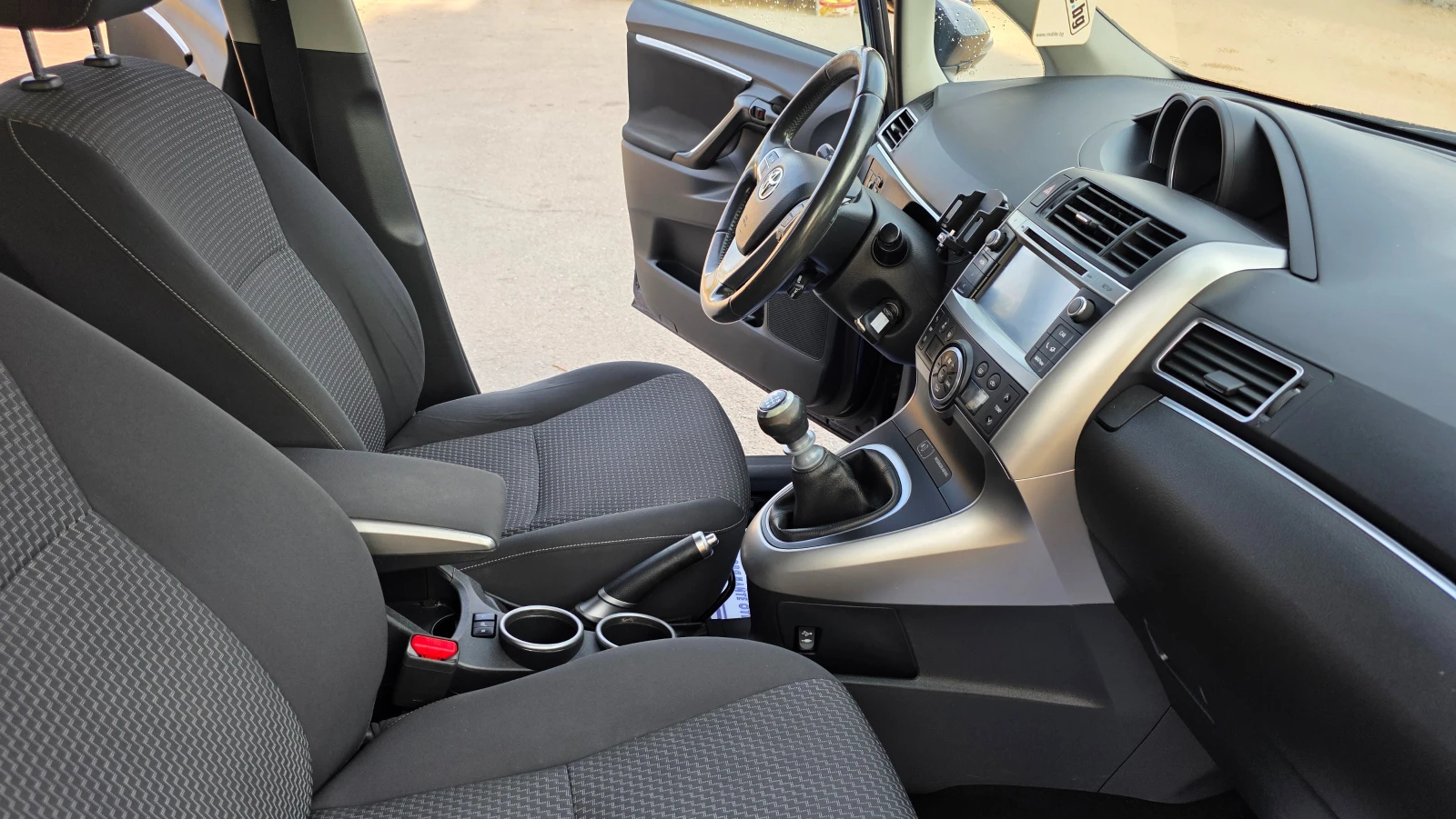 Toyota Verso 1.6d/111hp/7m-УНИКАТ, снимка 15 - Автомобили и джипове - 55871586