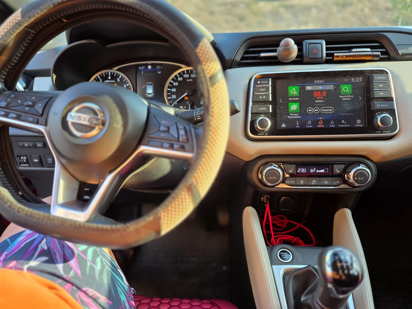 Nissan Micra К14 - всички екстри на модела без камера "мърт, снимка 4 - Автомобили и джипове - 55877607