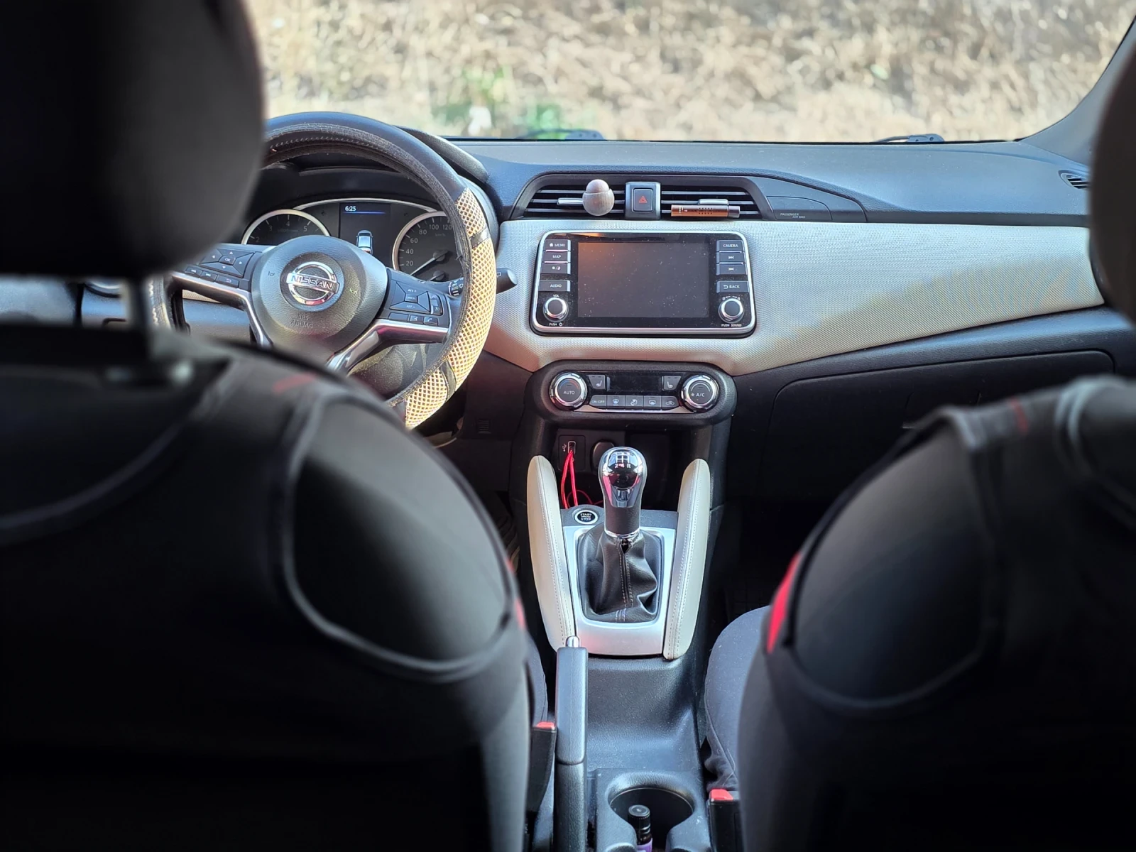 Nissan Micra К14 - всички екстри на модела без камера "мърт, снимка 10 - Автомобили и джипове - 55877607