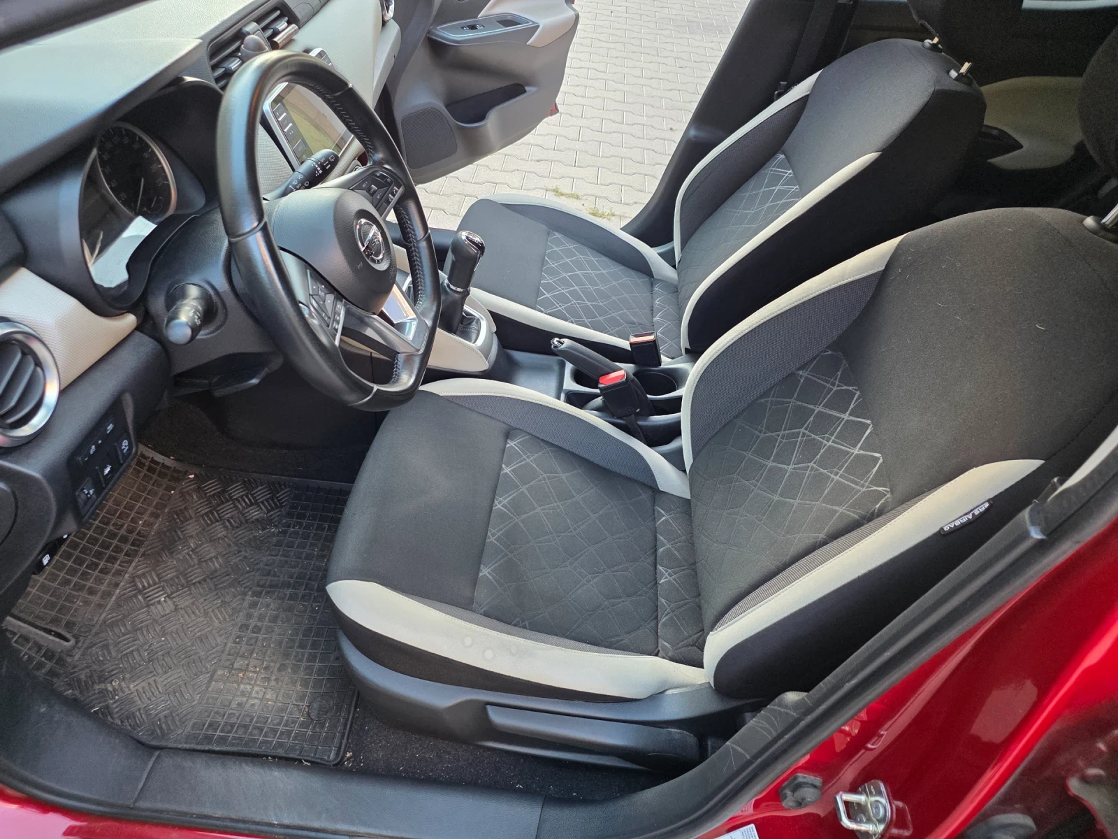 Nissan Micra К14 - всички екстри, без камера мъртва точка, снимка 14 - Автомобили и джипове - 55877607