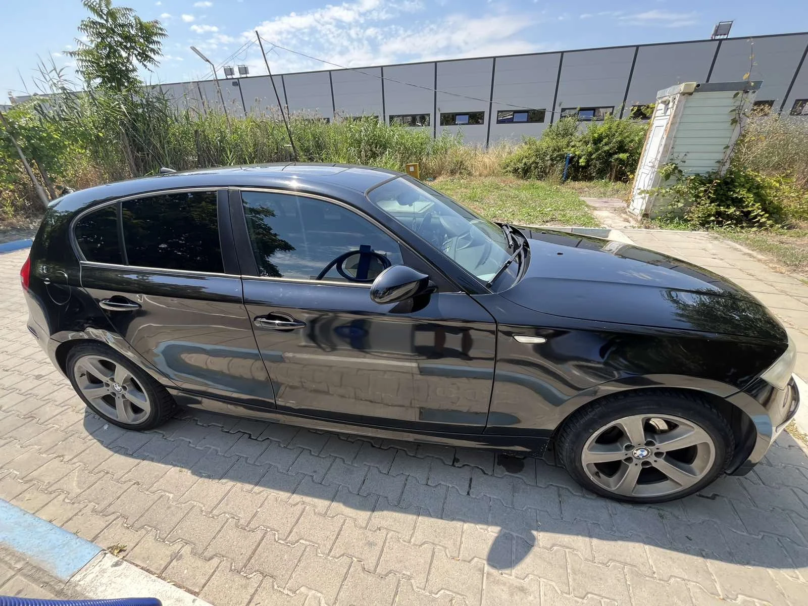 BMW 116 2.0 Бензин ръчка, снимка 12 - Автомобили и джипове - 56063877