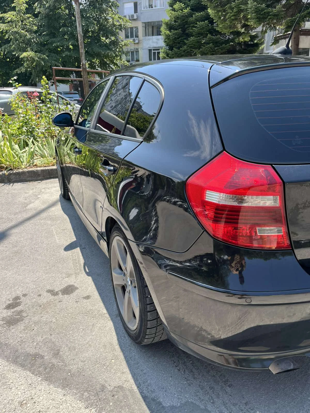 BMW 116 2.0 Бензин ръчка, снимка 6 - Автомобили и джипове - 56063877
