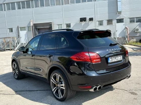 Porsche Cayenne Turbo - [4] 