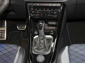 VW T-Roc R 2.0 TSI 4Motion = R-Line= Distronic  | Mobile.bg    6