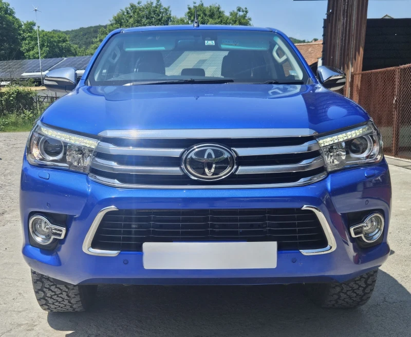 Toyota Hilux 2.4d 5скорости, снимка 2 - Автомобили и джипове - 50583779