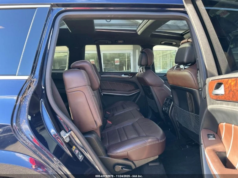 Mercedes-Benz GL 63 AMG 5.5L V8 FI DOHC 32V NF4 All Wheel Drive, снимка 8 - Автомобили и джипове - 53224629