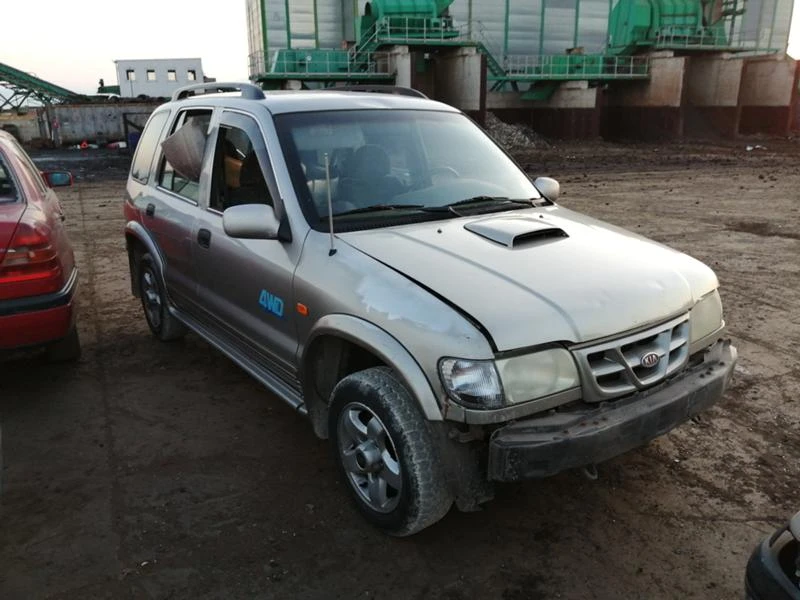 Kia Sportage, снимка 1 - Автомобили и джипове - 27019905