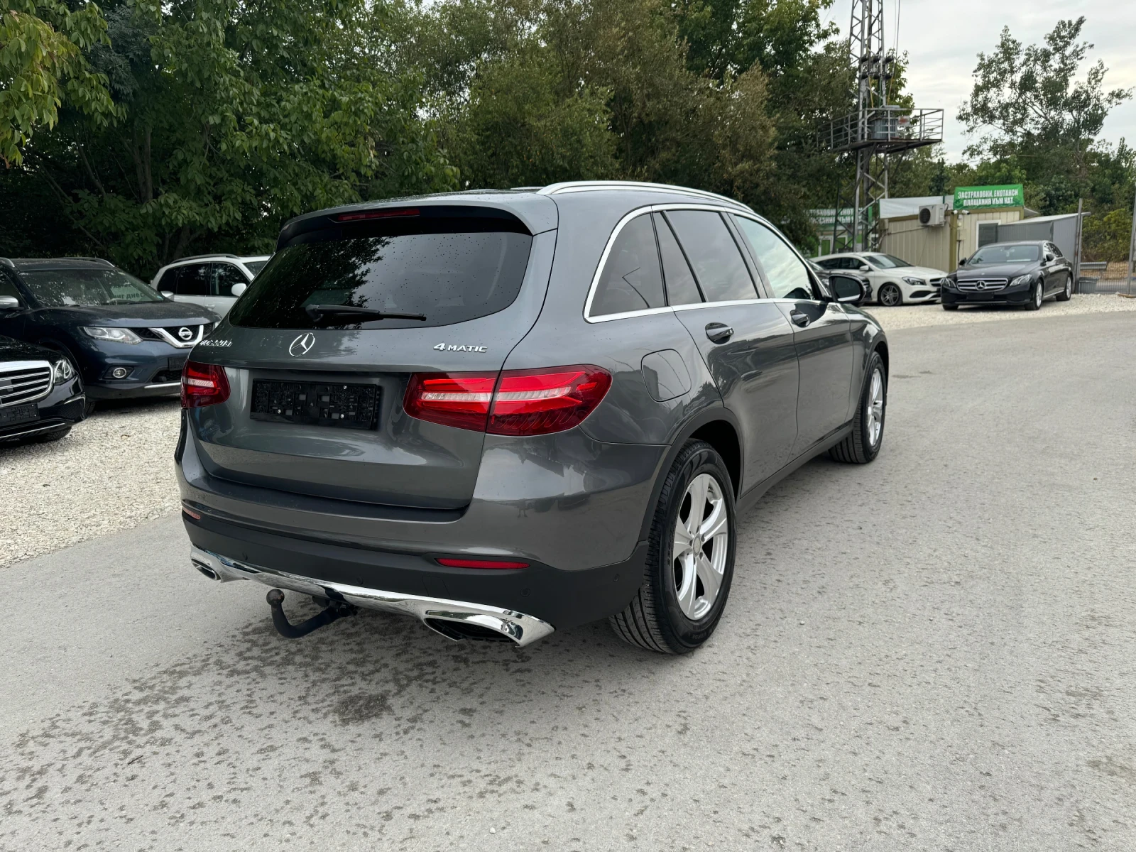 Mercedes-Benz GLC 220 4MATIC - 170к.с. - Топ състояние - изображение 4